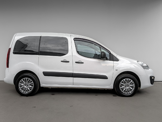 фото Peugeot Partner II 2021