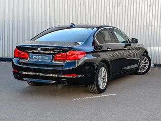 фото BMW 5 (G30/F90) 2018