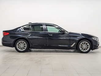 фото BMW 5 (G30/F90) 2018