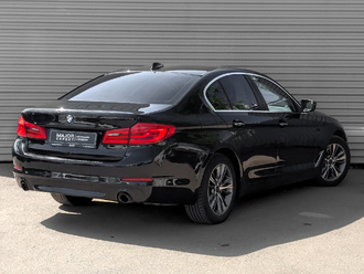 фото BMW 5 (G30/F90) 2018