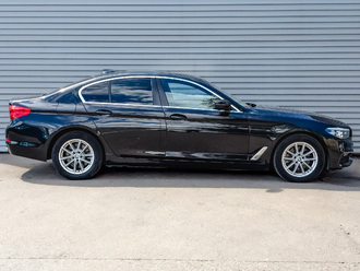 фото BMW 5 (G30/F90) 2018