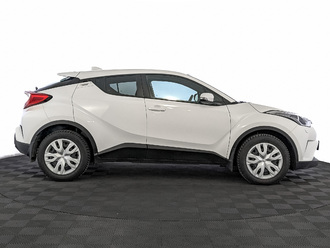 фото Toyota C-HR 2019