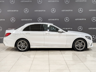 фото Mercedes-Benz C (W/S205) 2020