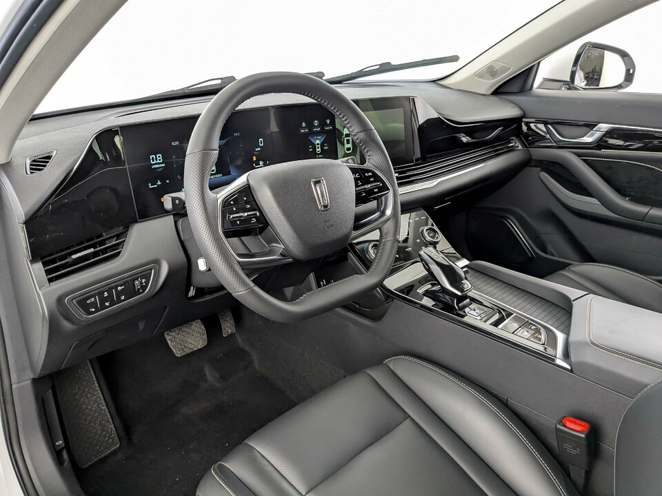 Фото FAW Bestune B70 с пробегом 7 000 км