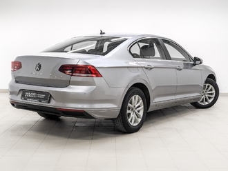 фото Volkswagen Passat B8 2021