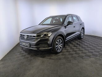 фото Volkswagen Touareg III 2020