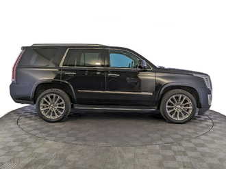 фото Cadillac Escalade IV (GMT K2XL) 2020