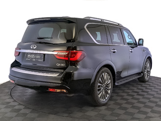 фото Infiniti QX80 2020