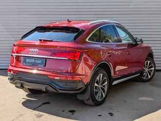 фото Audi Q5 (B9) 2021