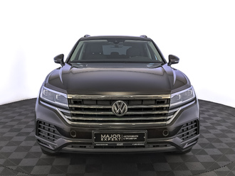 фото Volkswagen Touareg III 2019