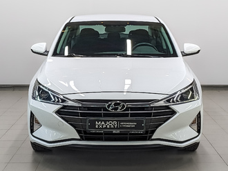 фото Hyundai Elantra VI 2020