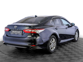 фото Toyota Camry VIII 2020