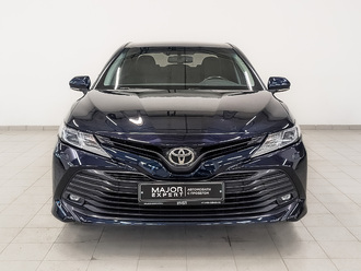 фото Toyota Camry VIII 2020