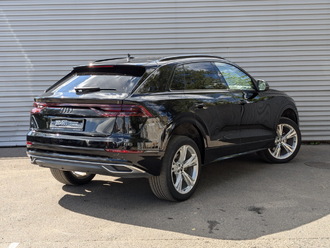 фото Audi Q8 (4M) 2021