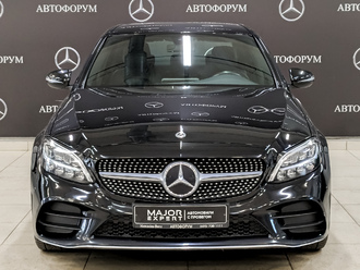 фото Mercedes-Benz C (W/S205) 2019