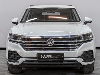 фото Volkswagen Touareg III 2020