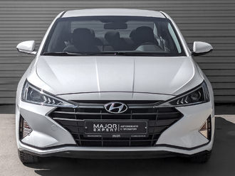 фото Hyundai Elantra VI 2020