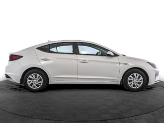 фото Hyundai Elantra VI 2020