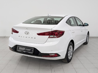 фото Hyundai Elantra VI 2020