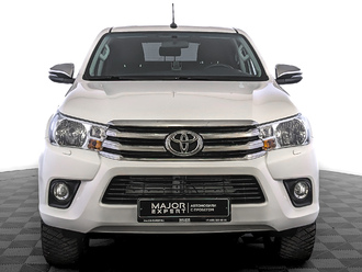 фото Toyota Hilux VIII 2019