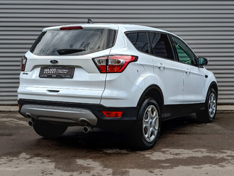 фото Ford Kuga II 2017