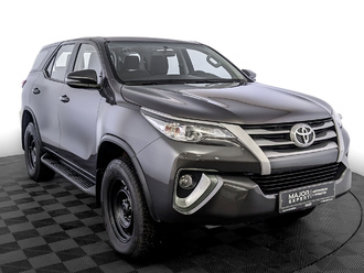 фото Toyota Fortuner II 2019