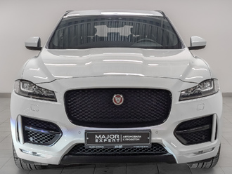 фото Jaguar F-Pace 2018