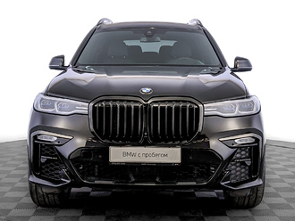 фото BMW X7 (G07) 2021