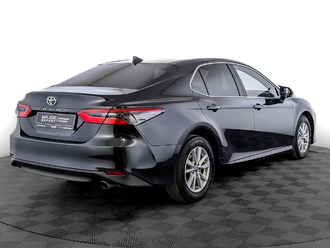 фото Toyota Camry VIII 2019