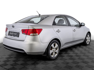 фото Kia Cerato II 2010