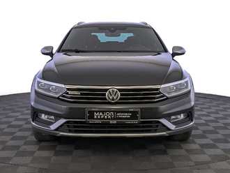 фото Volkswagen Passat B8 2018