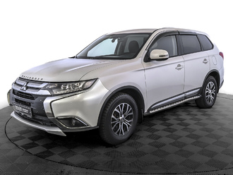 фото Mitsubishi Outlander III 2017