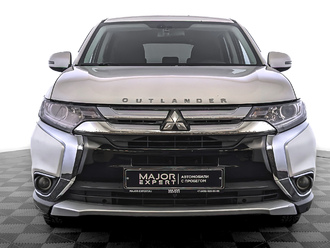 фото Mitsubishi Outlander III 2017