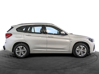 фото BMW X1 (F48) 2022