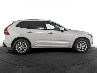 фото Volvo XC60 II 2020