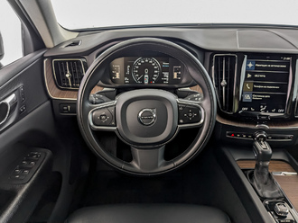 фото Volvo XC60 2020 с пробегом