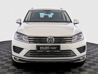 фото Volkswagen Touareg II 2017