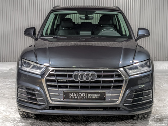 фото Audi Q5 (B9) 2019