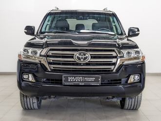 фото Toyota Land Cruiser 200 2016