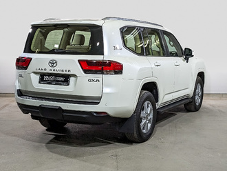 фото Toyota Land Cruiser 300 2022