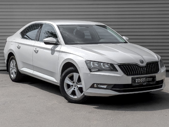 фото Skoda Superb III 2017