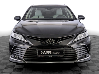 фото Toyota Camry VIII 2021