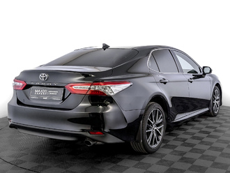 фото Toyota Camry VIII 2021