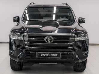 фото Toyota Land Cruiser 300 2021