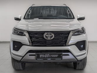 фото Toyota Fortuner II 2021