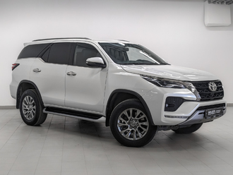 фото Toyota Fortuner II 2021