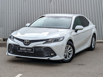 фото Toyota Camry VIII 2020