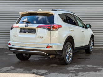 Toyota Rav-4 с пробегом в автосалоне Форис Авто