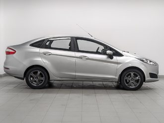 фото Ford Fiesta VII 2015