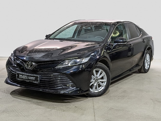 фото Toyota Camry VIII 2020